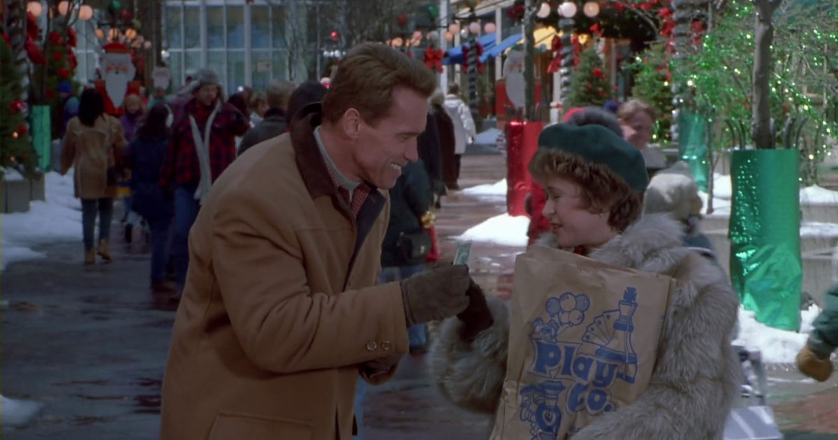 25 Days of Christmas - 10 Things That Happen When You Leave Christmas Shopping To The Last Minute - 1014