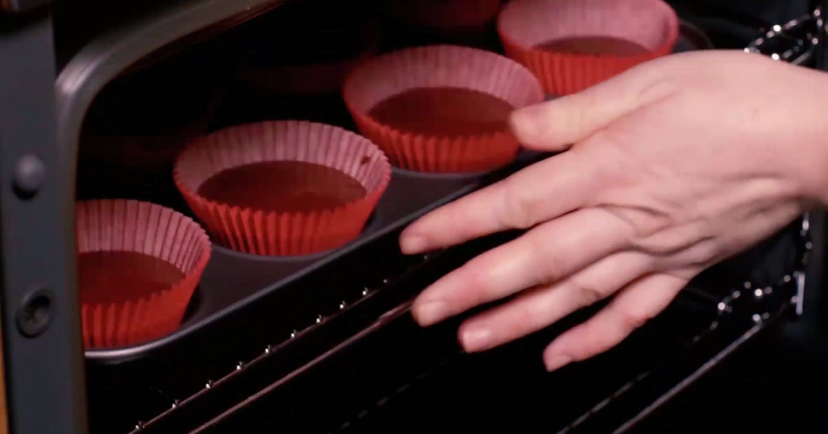 25 Days of Christmas - We Just Can't Get Enough Of These Santa Hat Red Velvet Cupcakes! Check Them Out Now! - 1009