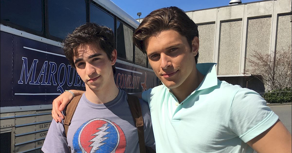 Dead of Summer - 9 Thoughts We've All Had During Spin The Bottle! - 1005