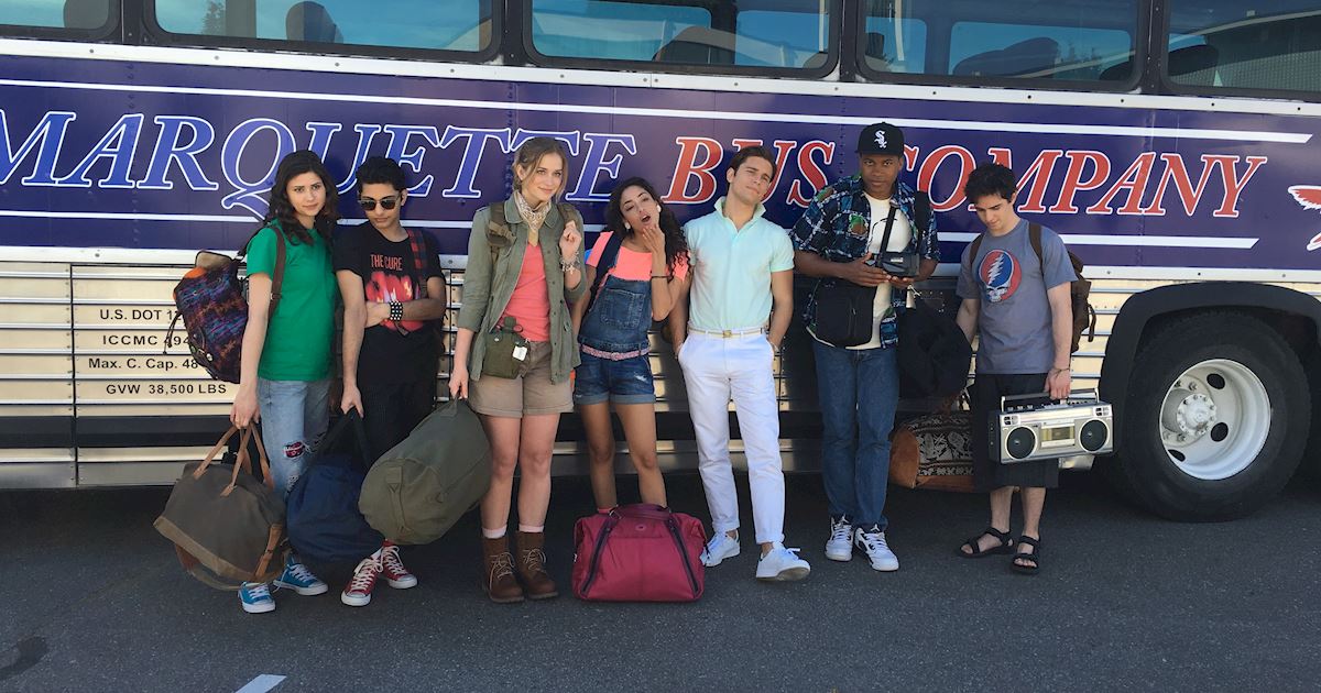 Dead of Summer - 8 Tips On Surviving Your First Day At Summer Camp From The Dead Of Summer Cast! - 1001