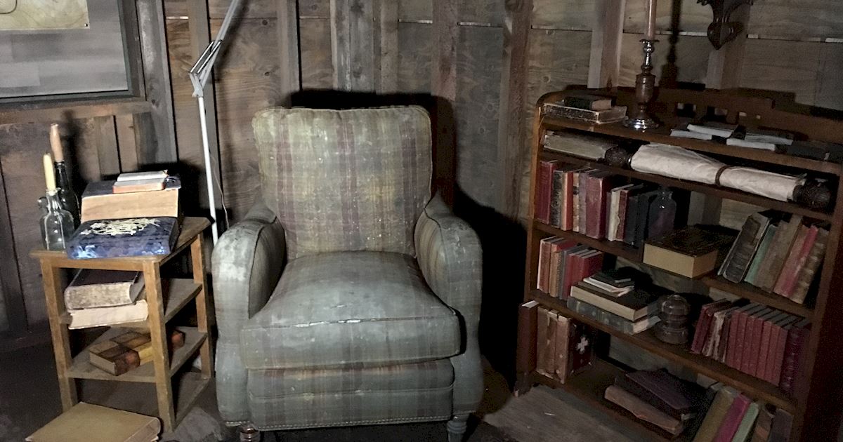 Dead of Summer - Get A Closer Look At Dave's Cabin - 1011