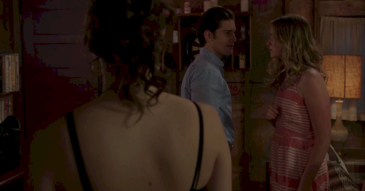 Dead of Summer - 22 Things You Might Have Missed in This Week's Episode! - 1014