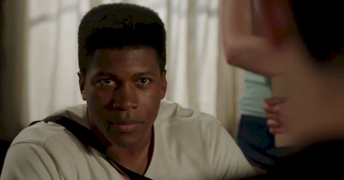 Dead of Summer - Joel Returns From His Big Night With Deb In This Steamy Sneak Peek! - 1007