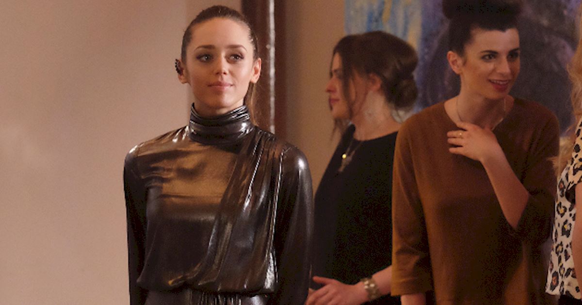 Guilt - Art And Fashion Collide At Luc's Show In Episode 4! - 1004