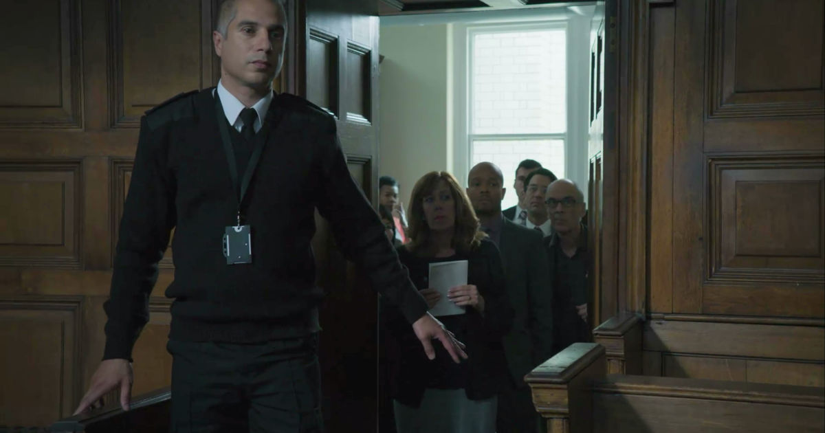 Guilt - 14 Things You Might Have Missed While You Were Freaking Out During The Finale! - 1009