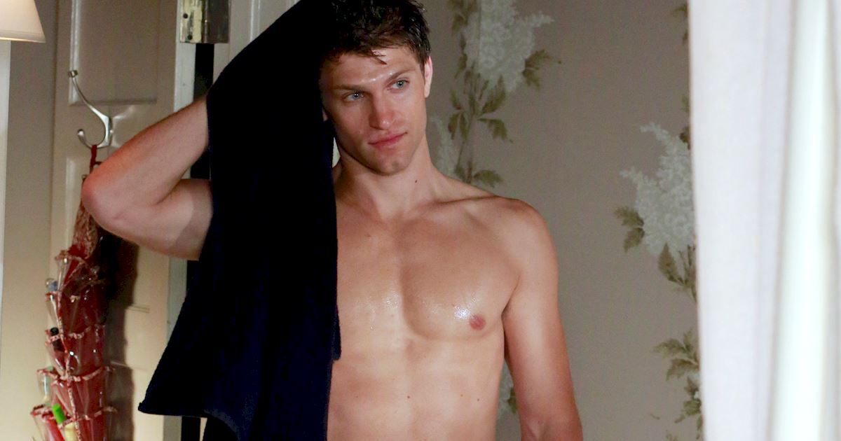 Pretty Little Liars - 18 Reasons Why The PLL Boys Would Be The Best BFs Ever! - 1002