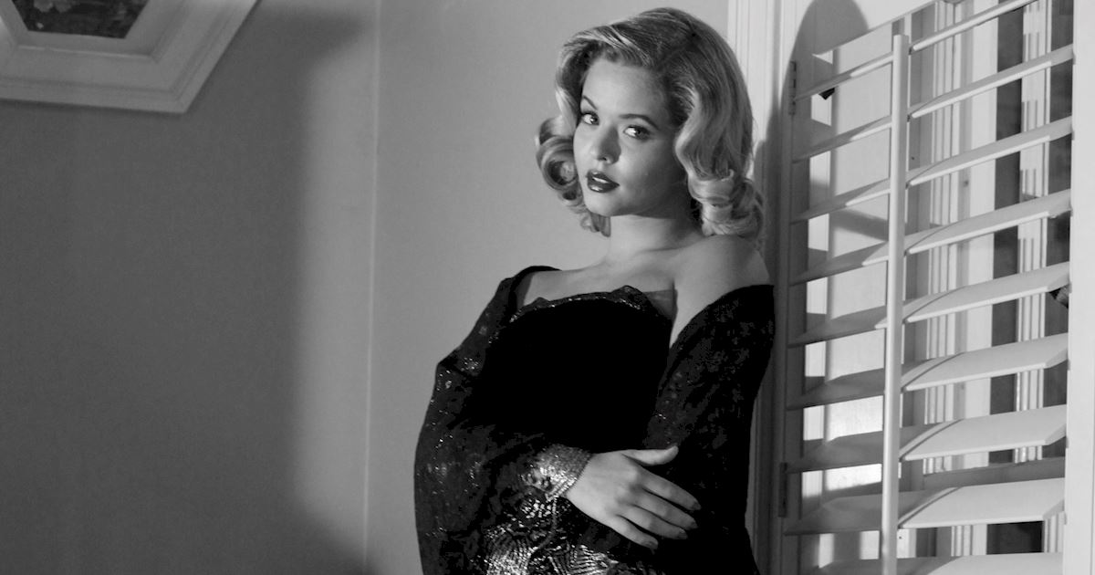 Pretty Little Liars - #TBT: Transport Yourself To The 1940s With Your Favorite PLL Stars! - 1012