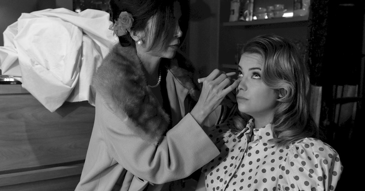 Pretty Little Liars - #TBT: Transport Yourself To The 1940s With Your Favorite PLL Stars! - 1003