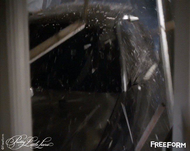 Pretty Little Liars - 20 Moments From PLL Season 4 That Made Us Completely Lose Our Minds! - 1007
