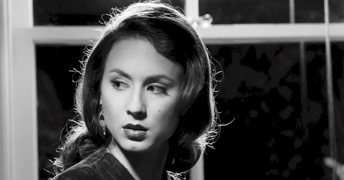 Pretty Little Liars - #TBT: Transport Yourself To The 1940s With Your Favorite PLL Stars! - 1006