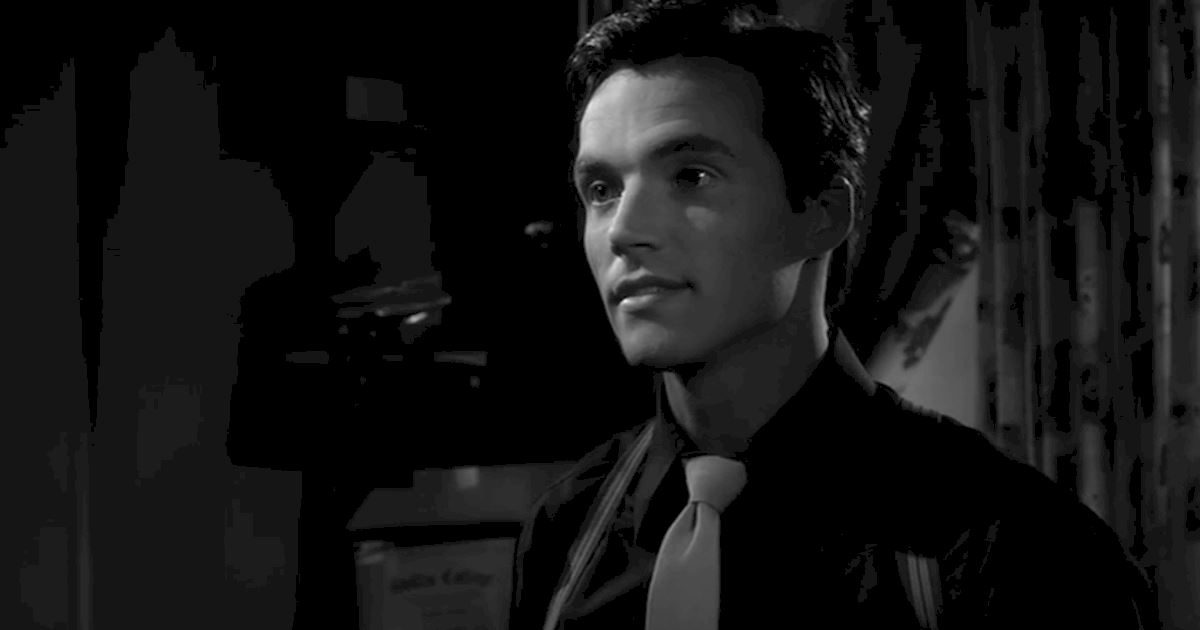 Pretty Little Liars - #TBT: Transport Yourself To The 1940s With Your Favorite PLL Stars! - 1011