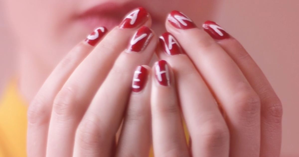 Pretty Little Liars - Help Us #SaveHanna With This Incredible Nail Art Tutorial! - 1013