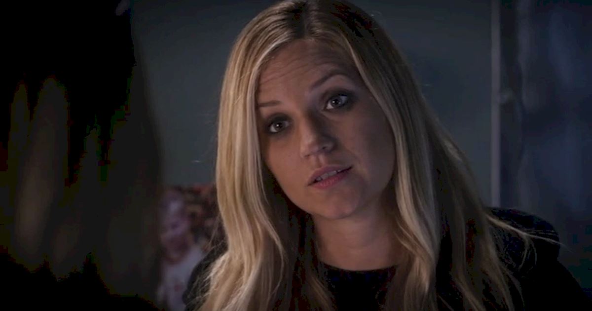 Pretty Little Liars - Just Where Did We Leave The Liars In Season 6? Catch Up Now! - 1016