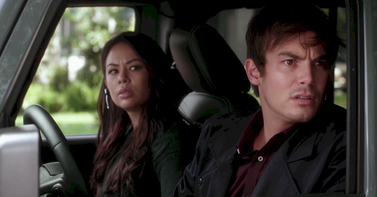 Pretty Little Liars - Your Official Recap for Season 7 Episode 1: Tick-Tock Bitches - 1007