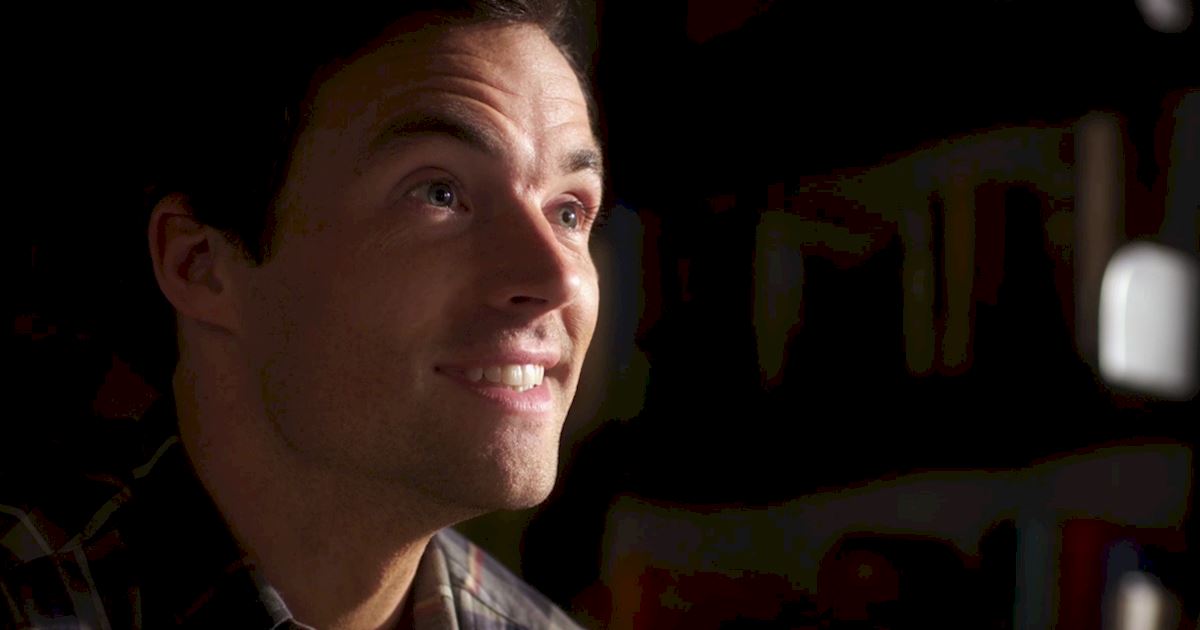 Pretty Little Liars - Episode 2 Sneak Peek: The Ultimate Ezra And Liam Showdown! - 1006