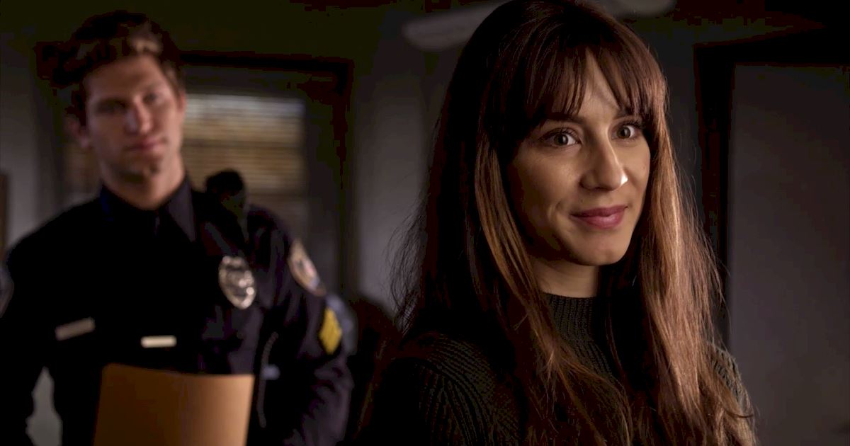 Pretty Little Liars - 21 Amazing Things We Learned From Episode 5! - 1012