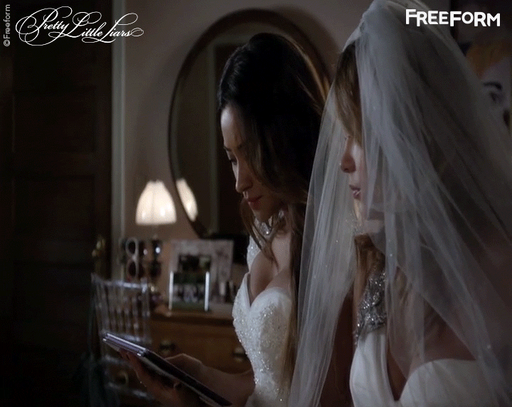 Pretty Little Liars - Will Aria Say Yes? We're Already Planning The PLL Wedding Of The Century! - 1014