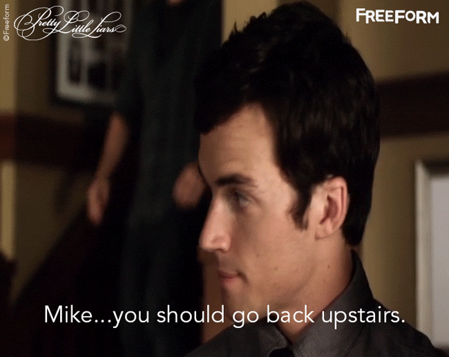 Pretty Little Liars - Who Wants To Relive The Most Intense Moment Of Ezria's History?! - 1009
