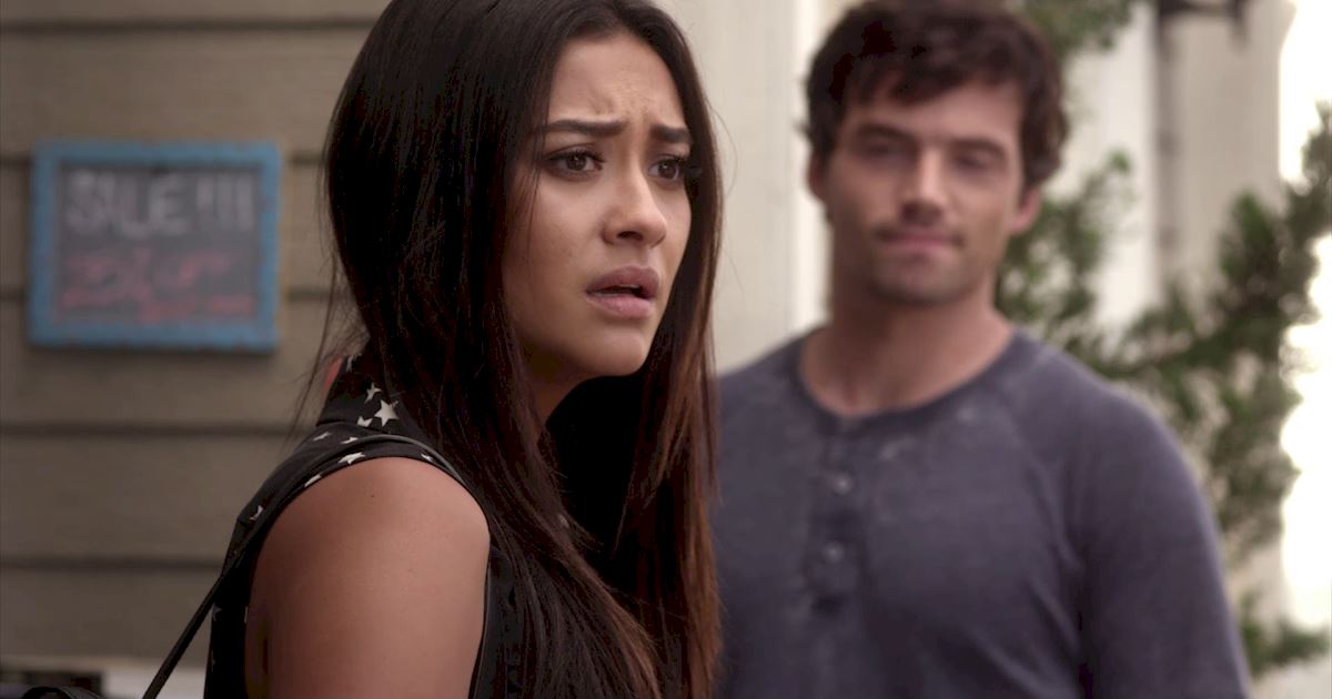 14 Things You Might Have Missed From Episode 18! - Pretty Little Liars ...