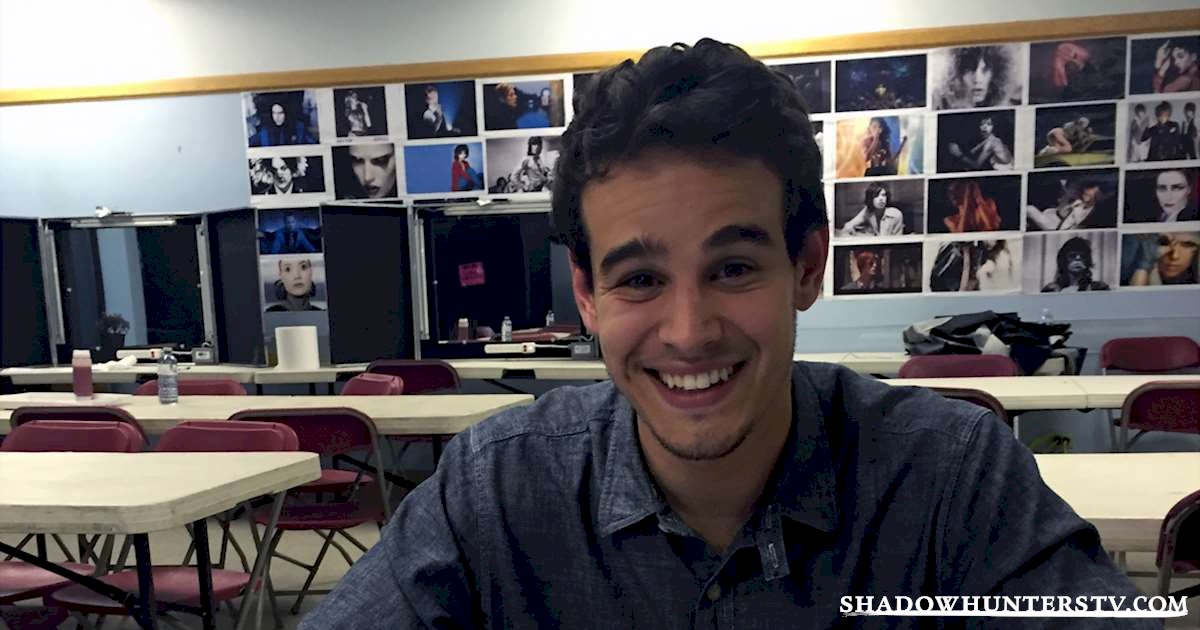 Shadowhunters - EXCLUSIVE TWITTER CHAT With Alberto Rosende - 1051