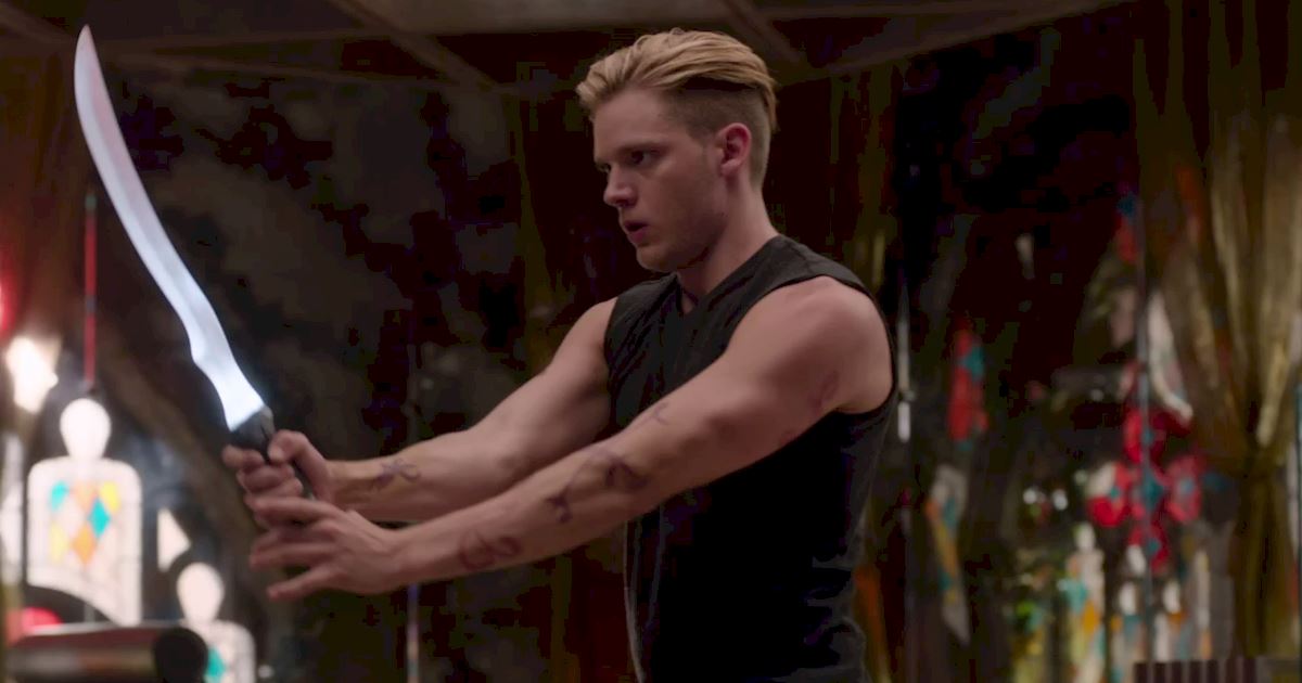 Shadowhunters - 40 Reasons You Need Jace As Your Bodyguard! - 1027