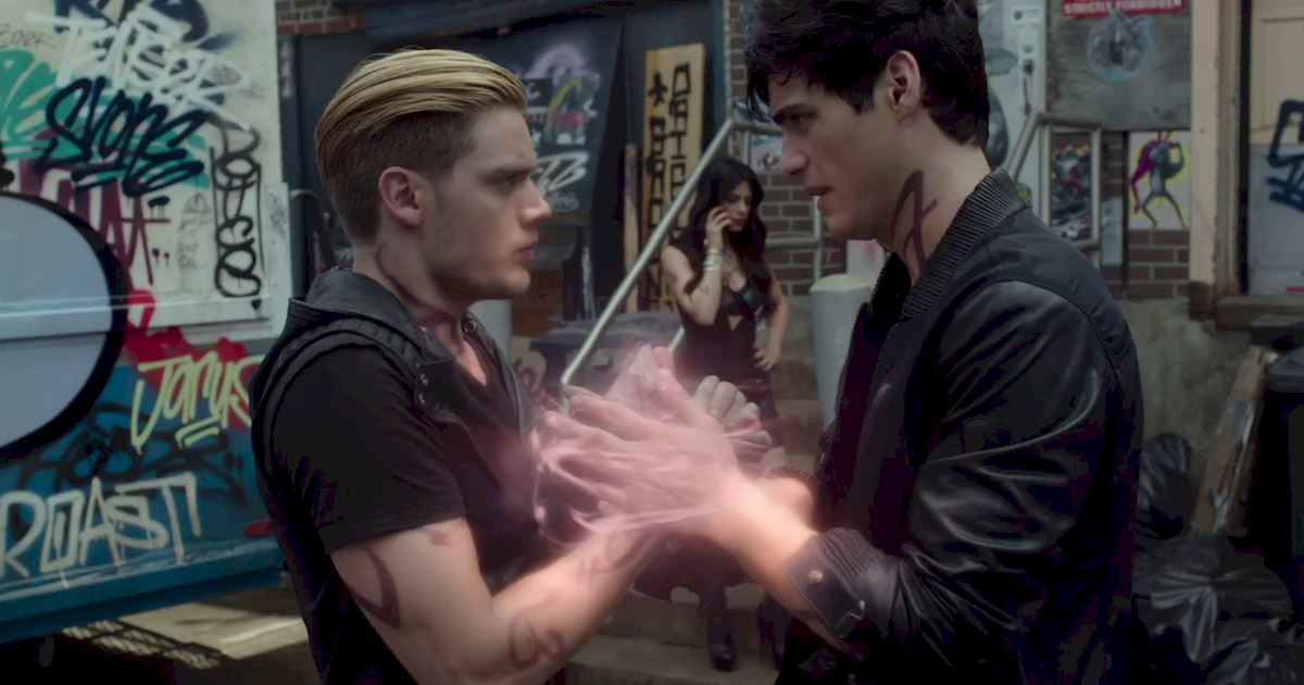 Shadowhunters - Was Magnus Right? Is Warlock Tracking The Most Powerful Form of Tracking? - 1008
