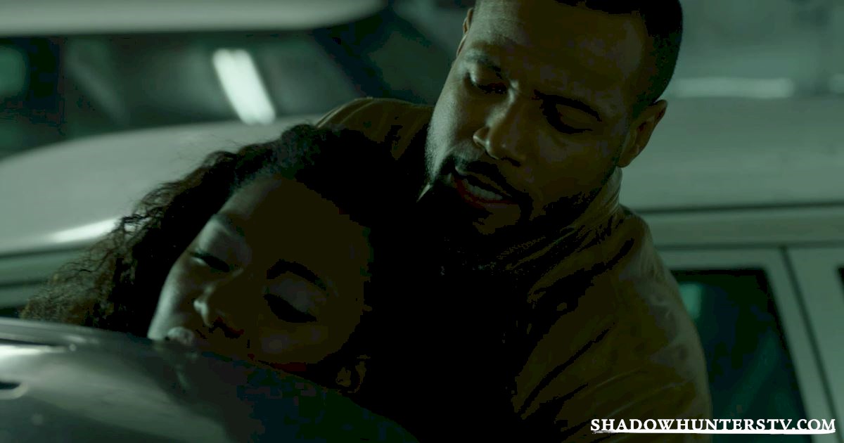 Shadowhunters - Episode 102: "The Descent Into Hell Isn't Easy" Official Recap - 1005