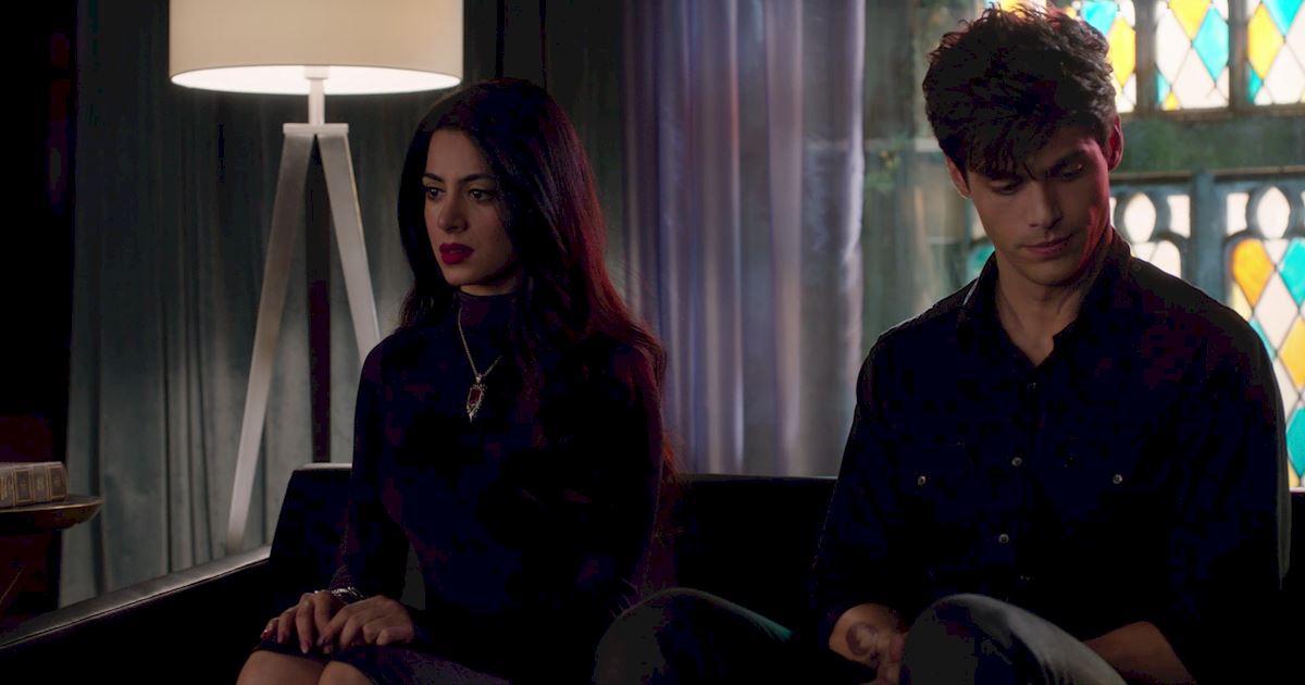 Shadowhunters - 36 Reasons To Love Alec Lightwood Even More Than You Already Do! - 1022