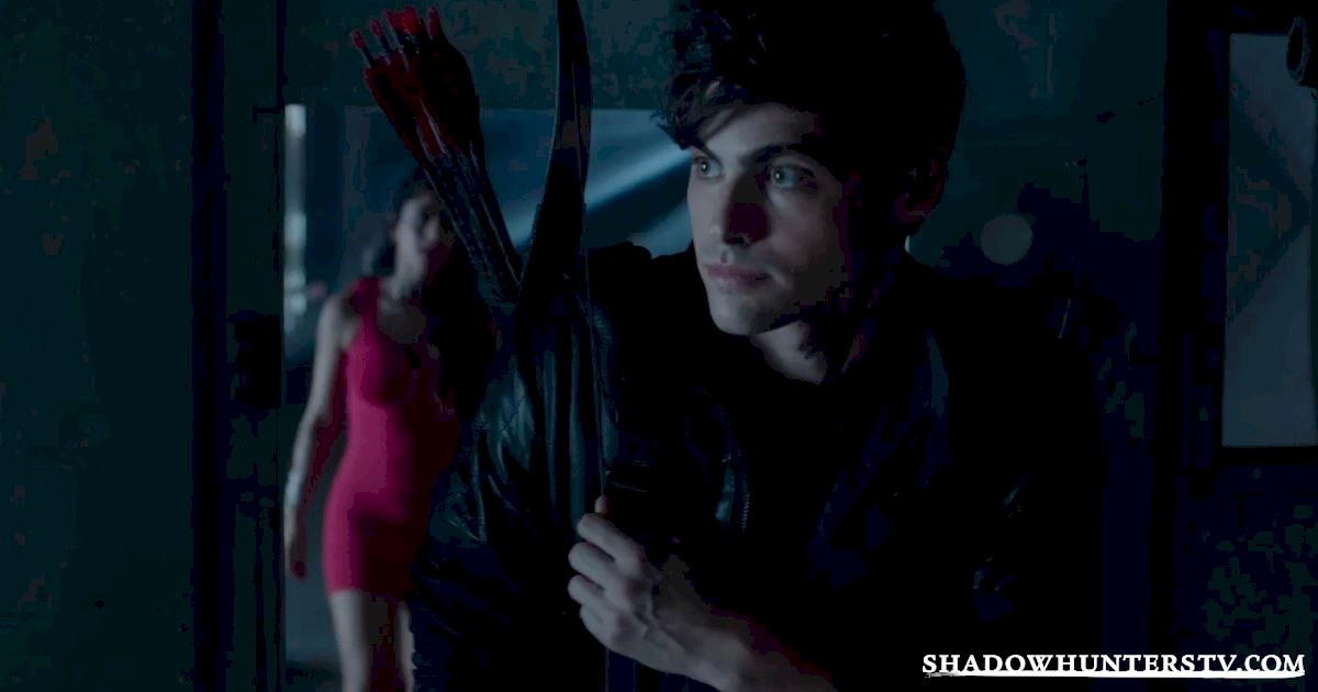 Shadowhunters - 31 Big Things We Learned From Shadowhunters Episode 3 - 1035