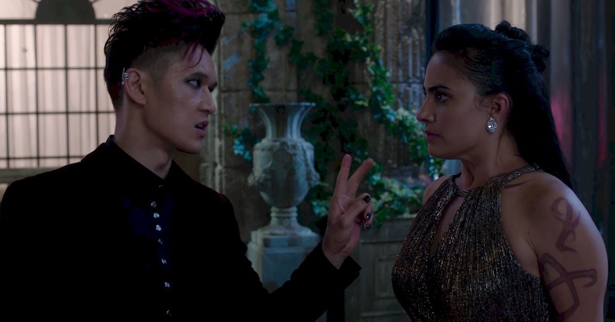 Shadowhunters - 26 Things We Learned In Episode 12 That Changed Everything - 1017