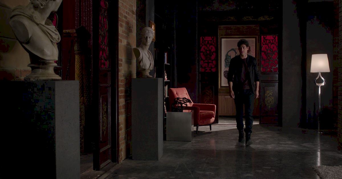 Shadowhunters - A Malecsplosion: The Most Amazing, Magical, Romantic Moments From Episode 12! - 1003