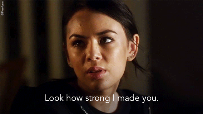 Pretty Little Liars - 12 Times It Was Impossible To Hate Mona In "A Is For A-L-I-V-E" - 1005
