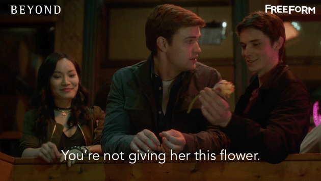 Beyond - What To Do On A First Date, According To Holden In Episode 5! - 1004