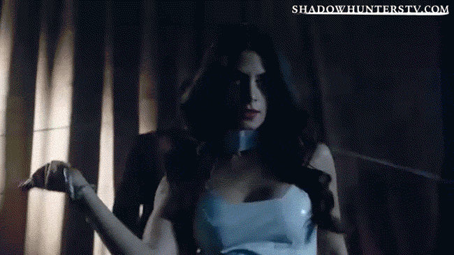 Shadowhunters - Shadowhunters Episode 1 Sneak Peek GIFs! (Part 2) - 1008