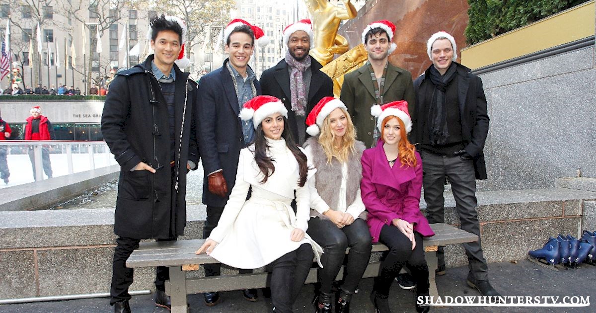 Shadowhunters - The Most Festive Feels From Your Favorite Shadowhunters! - 1010