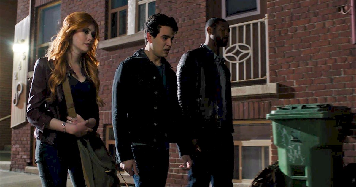 Shadowhunters - 15 Times Luke And Simon Had The Most Beautiful And Pure Bromance! - 1003