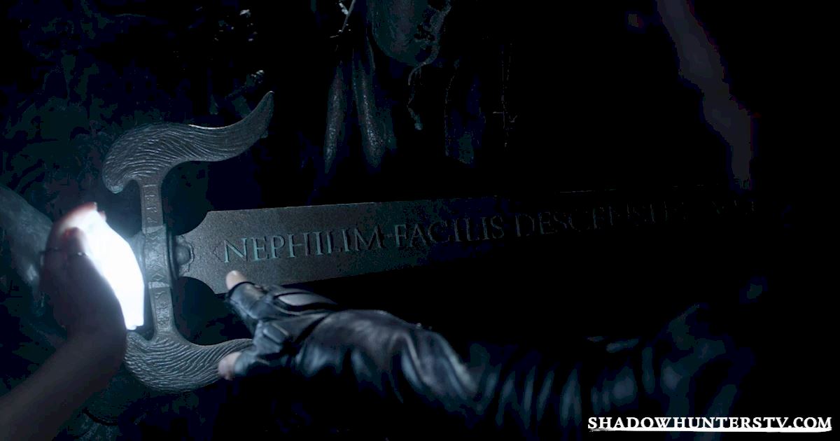 Shadowhunters - 14 Times Jace Was Too Much Of A Bad Boy To Care - 1003