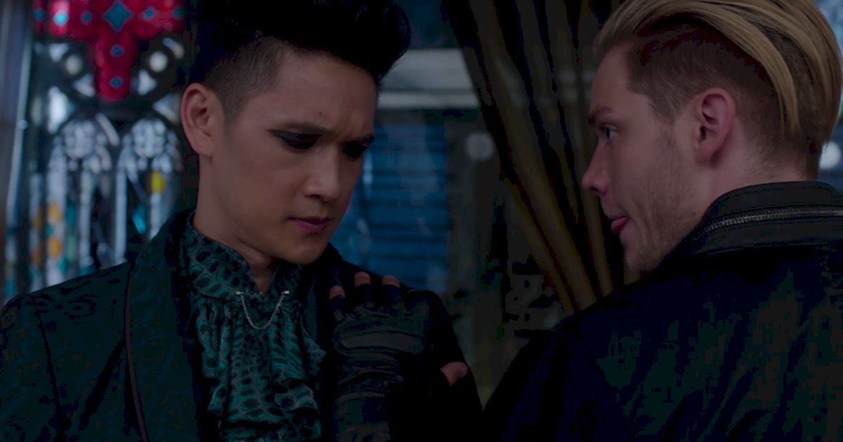 Shadowhunters - You Know Magnus Bane Is Angry When... - 1007