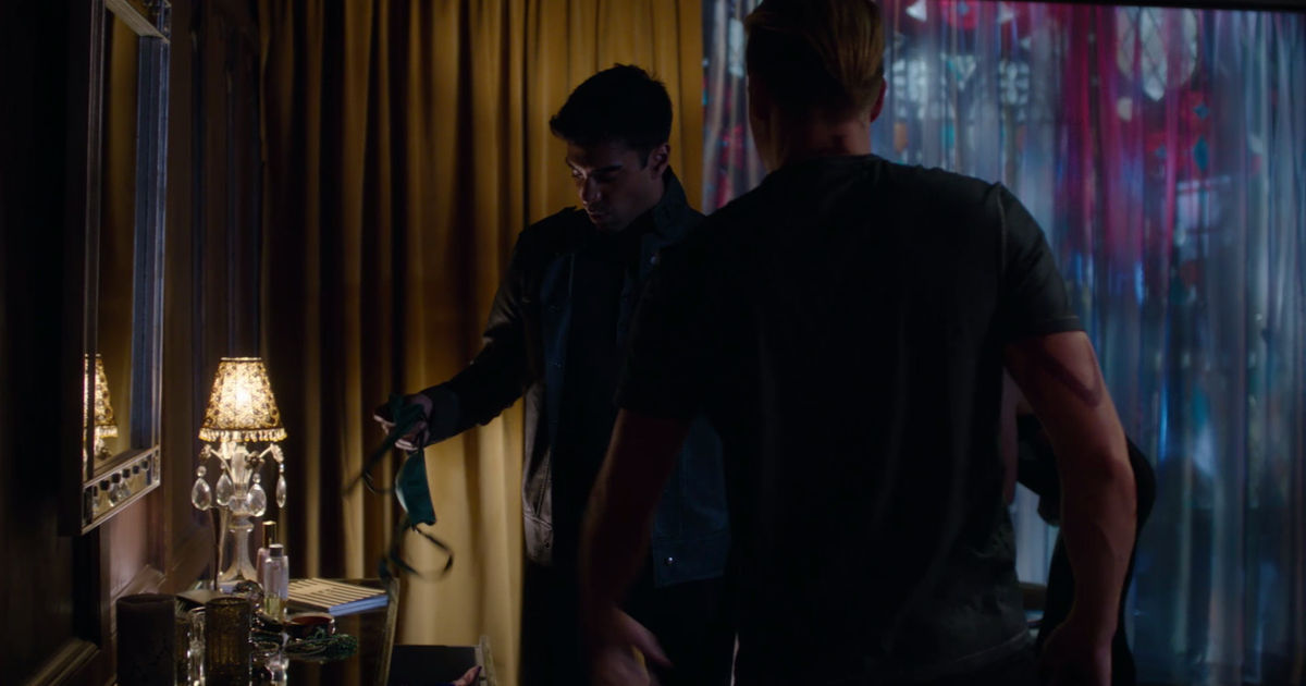 Shadowhunters - 12 Reasons Jace Might Not Be Perfect Boyfriend Material! - 1008