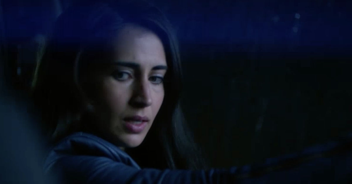 Shadowhunters - Check Out The EXCLUSIVE Trailer For Freeform's Brand New Show - Beyond - Right Here! - 1015