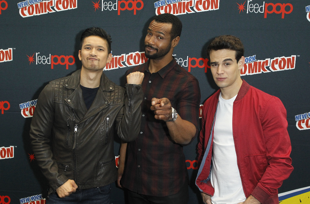 Shadowhunters - The Shadowhunters Stars Were At NYCC And We've Got The Photos To Prove It! - 1008