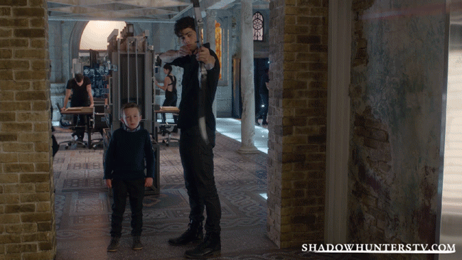 Shadowhunters - Get Ready For Halloween With The 13 Most Terrifying Shadowhunters Moments! - 1010