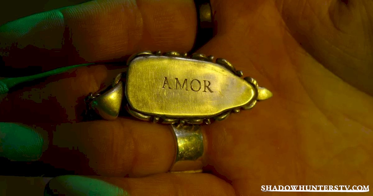 Shadowhunters - 17 Amazing Moments You Might Have Missed from Episode Four! - 1015