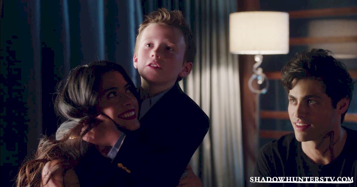 Episode Six: Check Out These Adorable Photos Of The Lightwood Family 