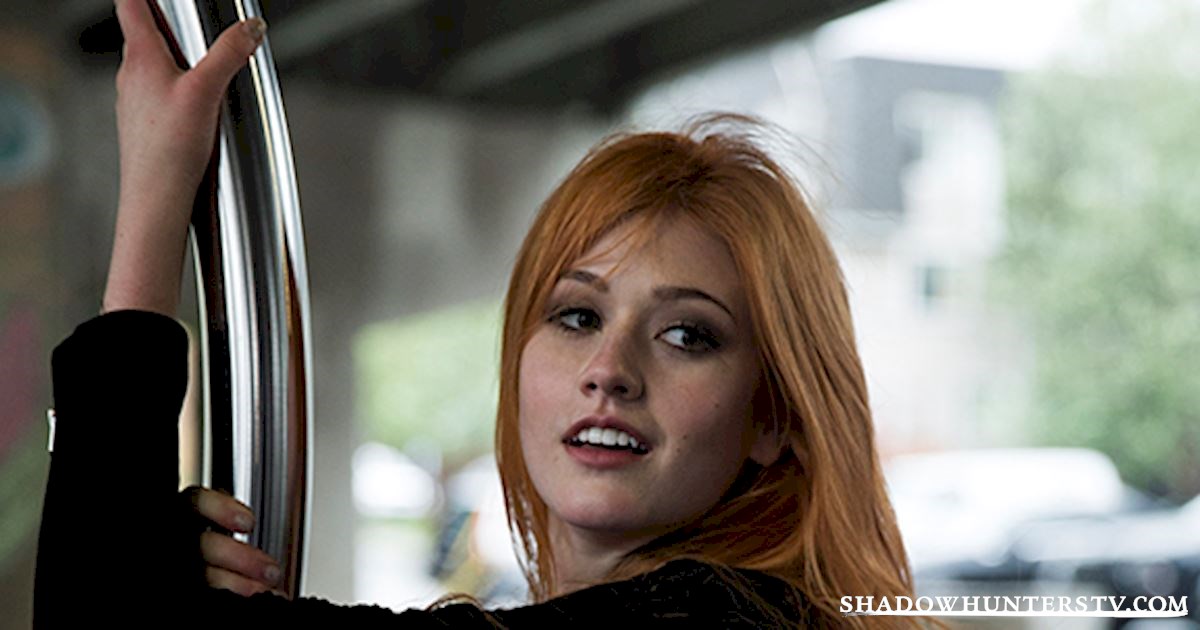 Shadowhunters - Even More Playing Outside With The Shadowhunters: Part 3! - 1006