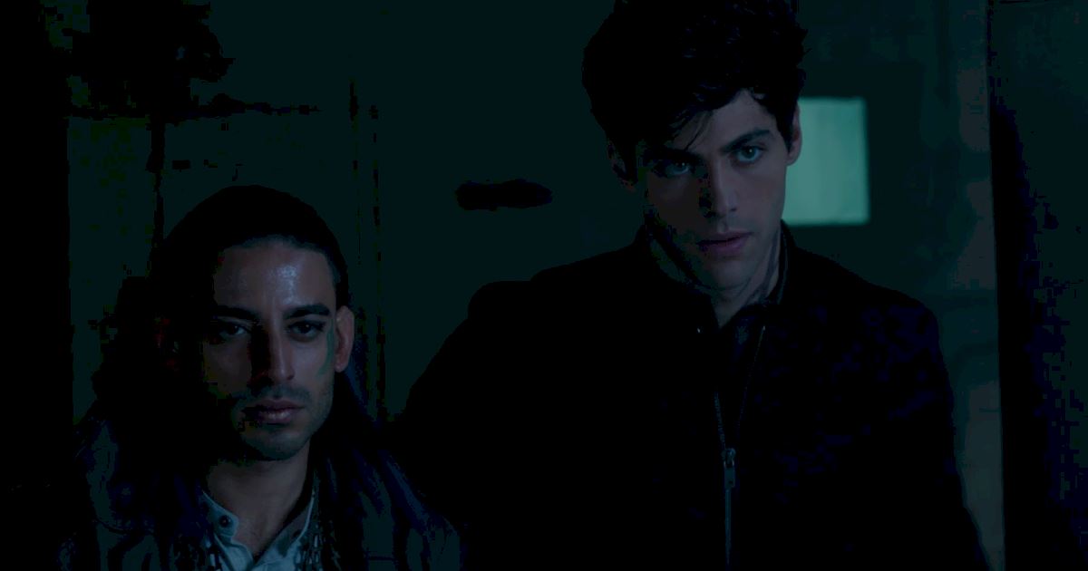 Shadowhunters - The 8 Emotional Stages Of Watching A Parabatai Fight! - 1002