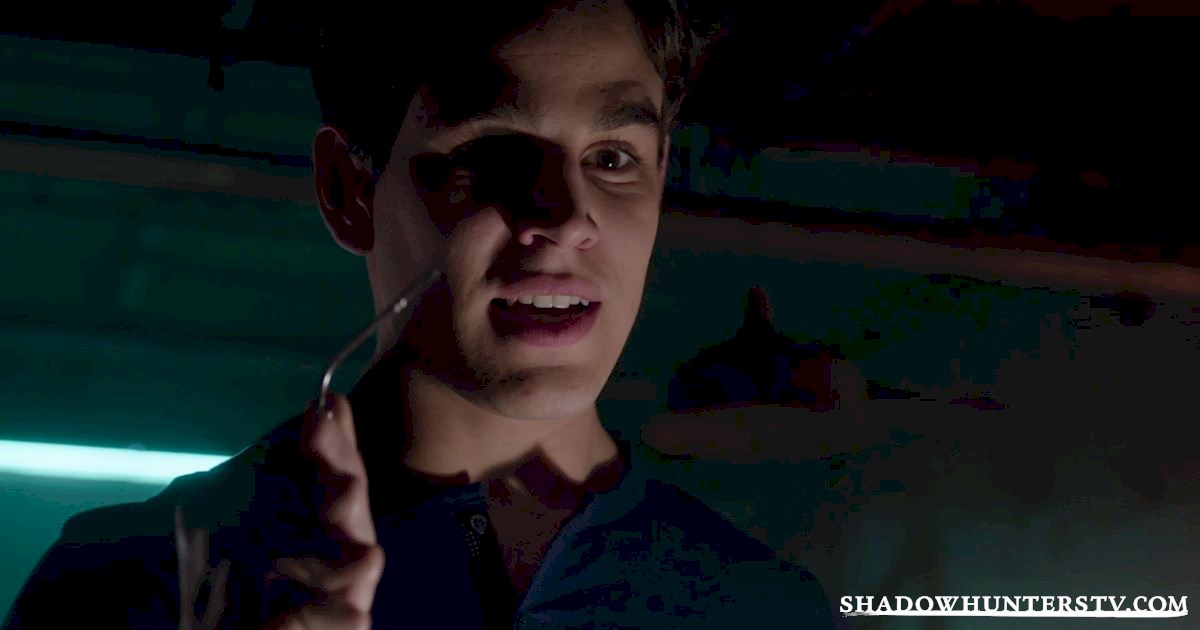 Shadowhunters - This World Inverted: Official Recap for Episode 10 - 1025