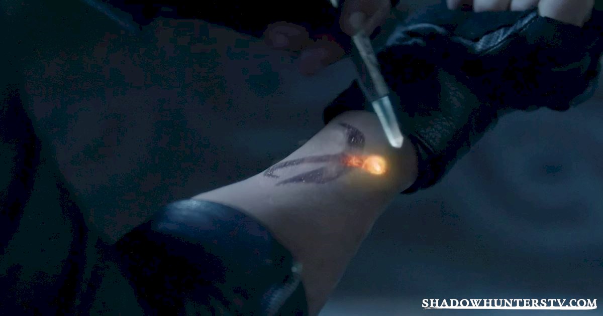 Shadowhunters - 11 Reasons You Cannot Miss the Shadowhunters Premiere! - 1005