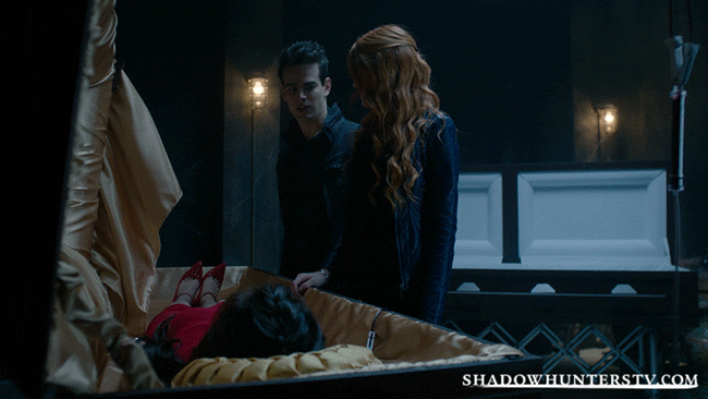 Shadowhunters - 10 Times The Shadow World Made Us Overconfident In Our Own Abilities - 1006